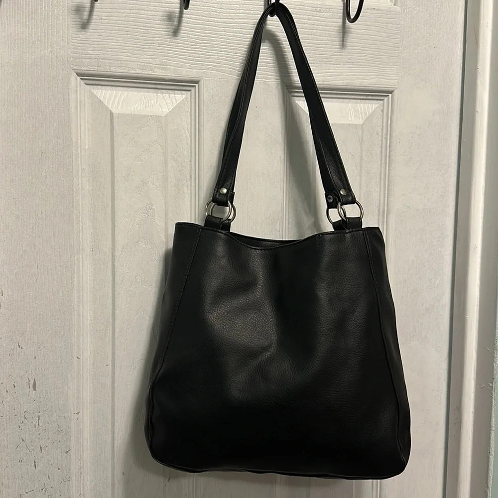 Lovely Black Tote By Lucky - Picture 3 of 9